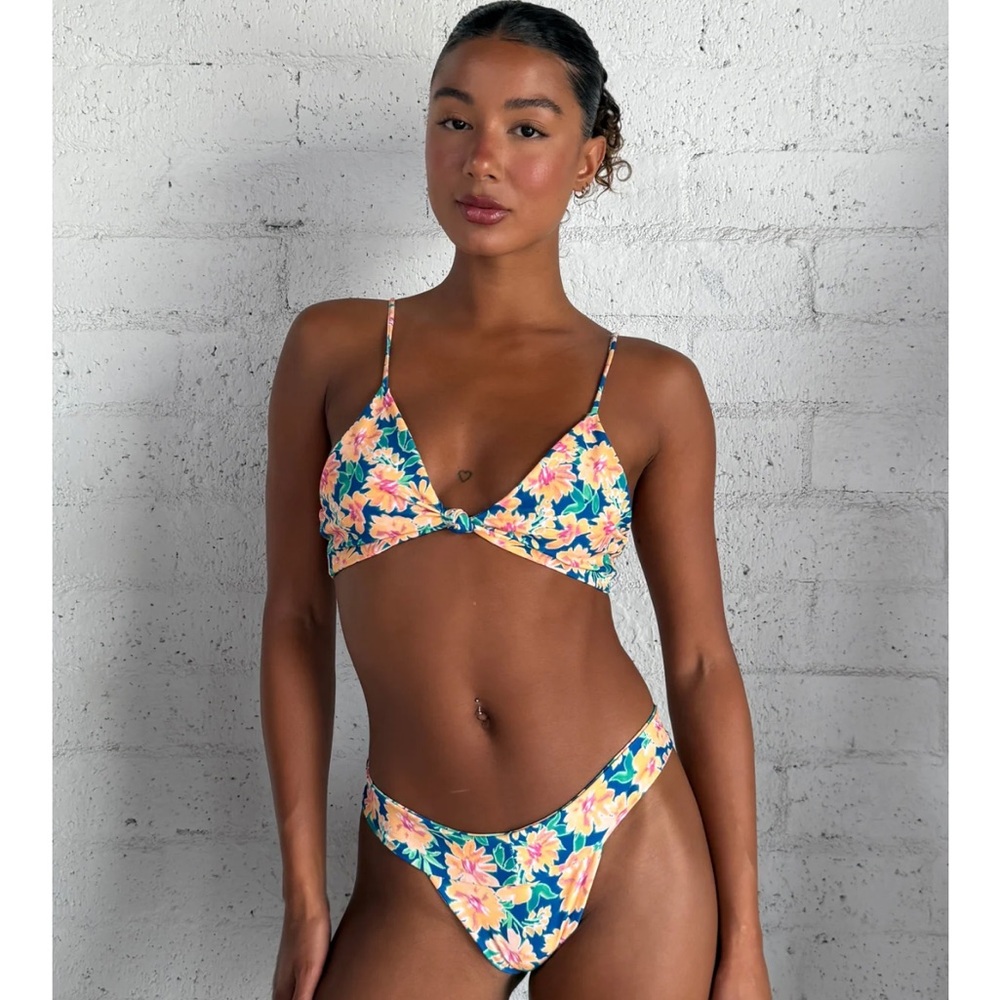 NWT Skatie Kira bathing suit bottom in Sunflower